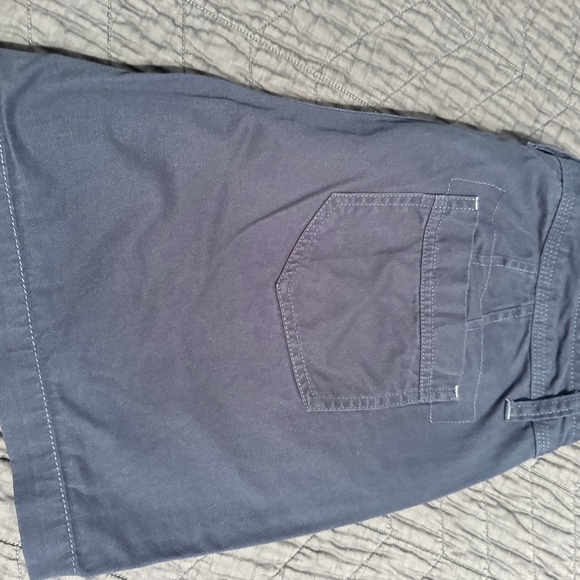 Women’s Natural Reflections size 14 navy shorts. Gently worn. - Picture 2 of 2